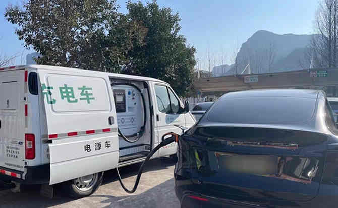 淇滨区汽车搭电